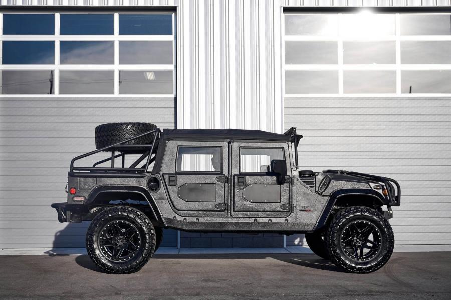  Hummer H1 Launch Edition by Mil-Spec Automotive 2018 года  (фото 19 из 21)